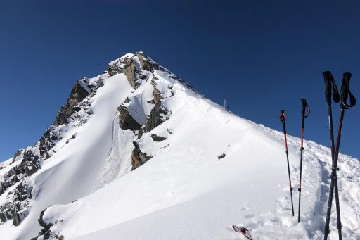 Der Gipfelaufbau ab Schidepot. Foto: David Kurz