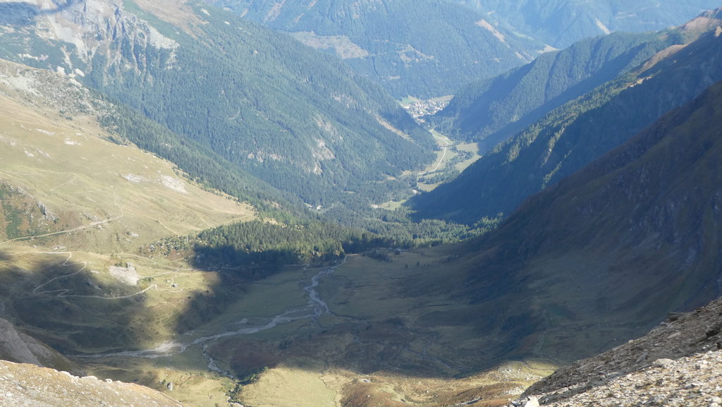 Blick über die Jamnighütte und das Tauerntal nach Mallnitz. Foto: Karl Plohovich