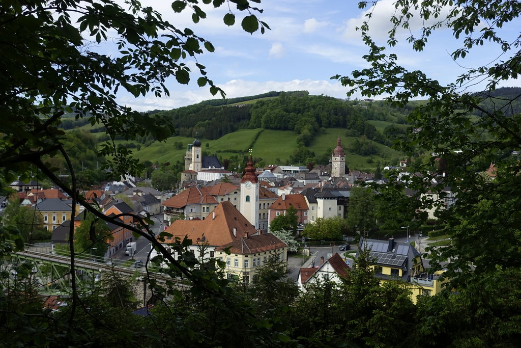 Waidhofen an der Ybbs mit Bahnbrücke. Foto Peter Backé