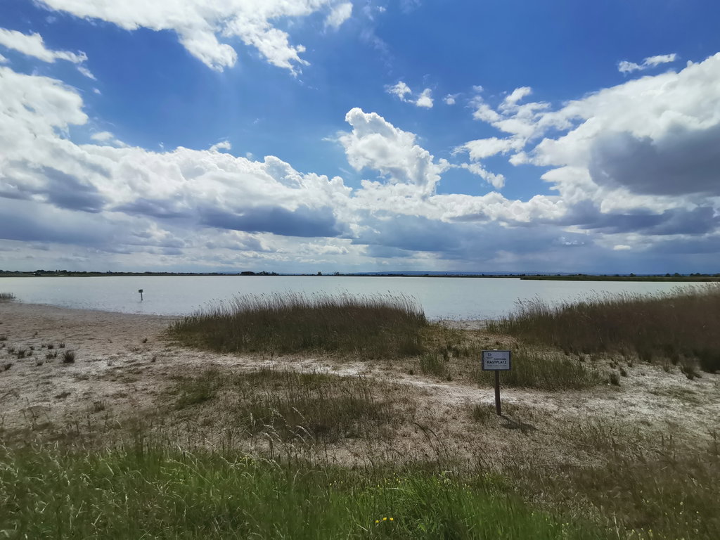 Darscho, das ist ungarisch und heißt Warmsee. Foto Veronika Schöll