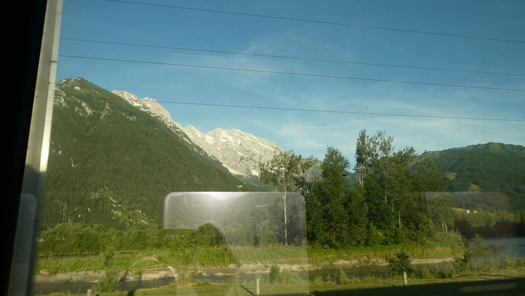 Blick aus dem Zug zum Hohen Göll. Foto: Karl Plohovich