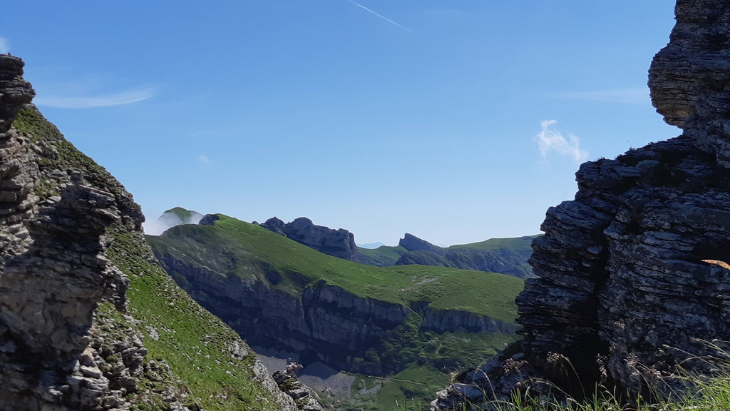 Immer wieder tollen Ausblicke in den Rofan. Foto: Konrad Gwiggner