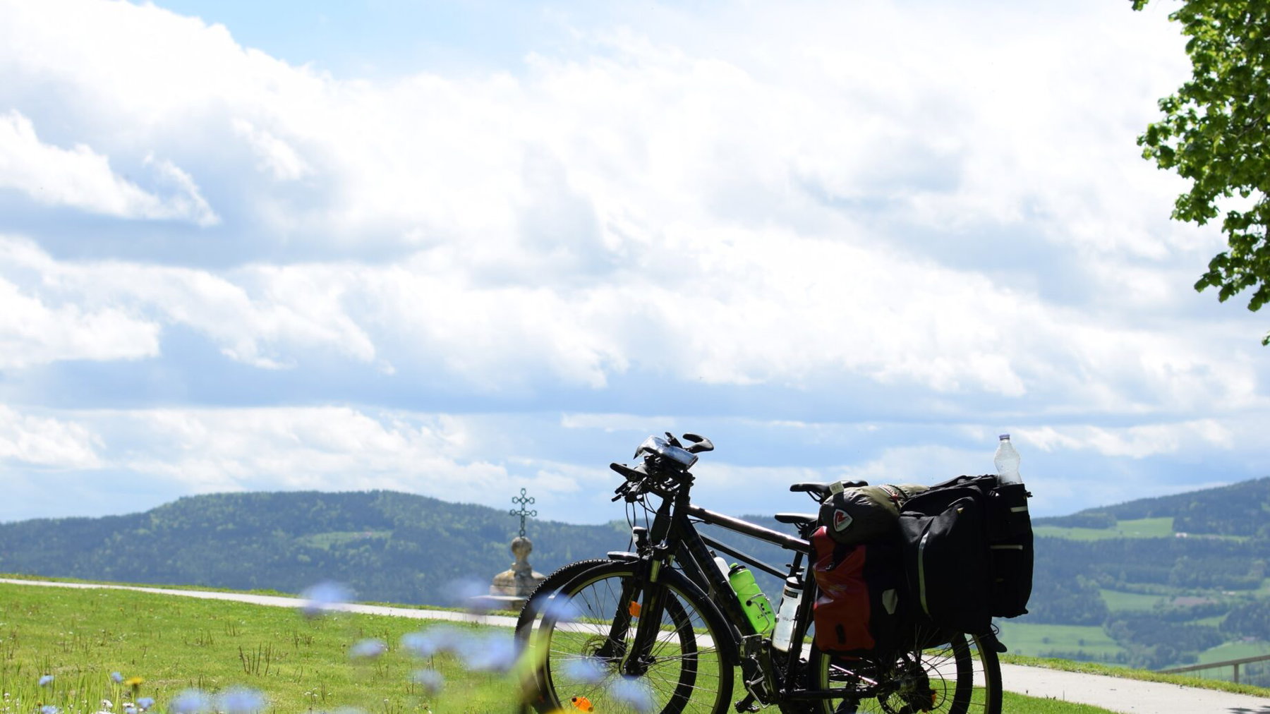 Pöllauberg Kirche mit Blick Richtung Süden, Foto: Lisa Habersack