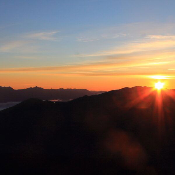 Serles Gipfel bei Sonnenaufgang, Foto: Daniel Gratzl