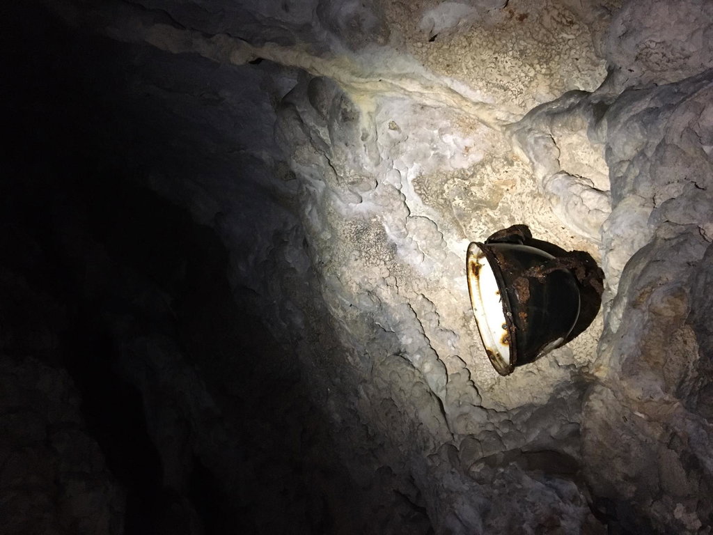 In der Waldegger Tropfsteinhöhle. Foto Veronika Schöll