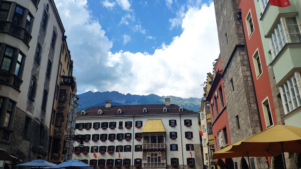 Zwischenstopp Goldenes Dachl. Foto Birgit Matzinger