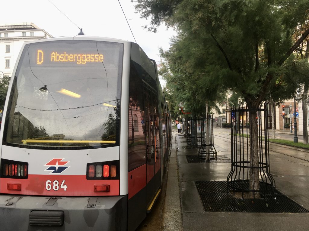 Der D-Wagen bringt mich zurück in die Stadt. Foto Veronika Schöll