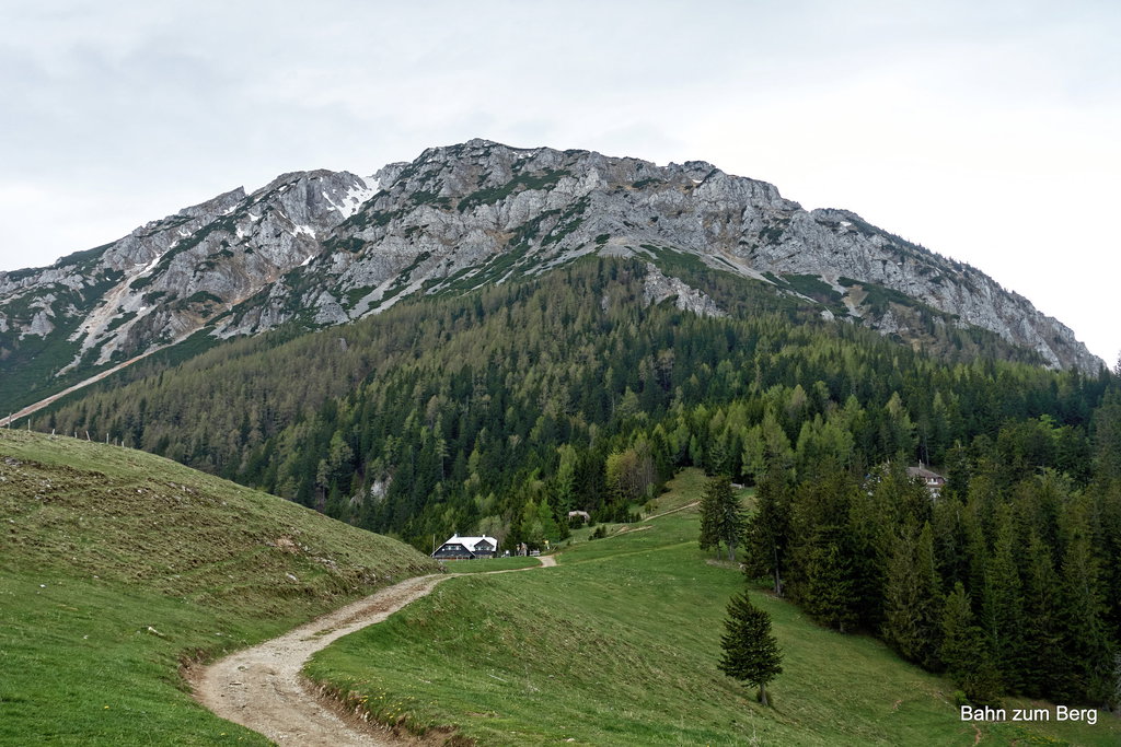 Am Fadensattel mit dem Schneeberg vor Augen. Foto Martin Heppner