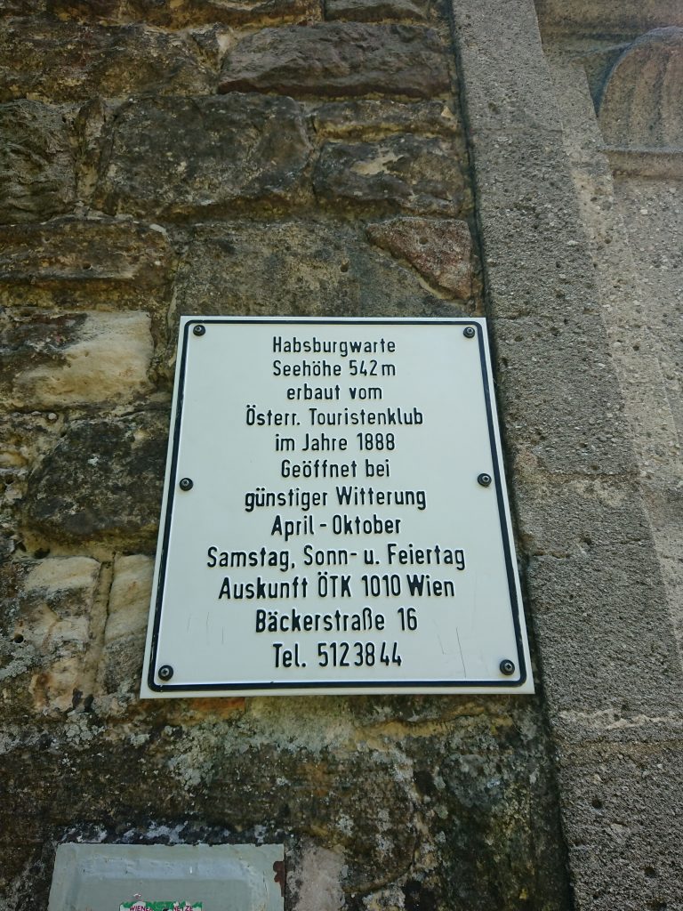 Habsburgwarte am Hermannskogel. Fotos Sigrun Heppner