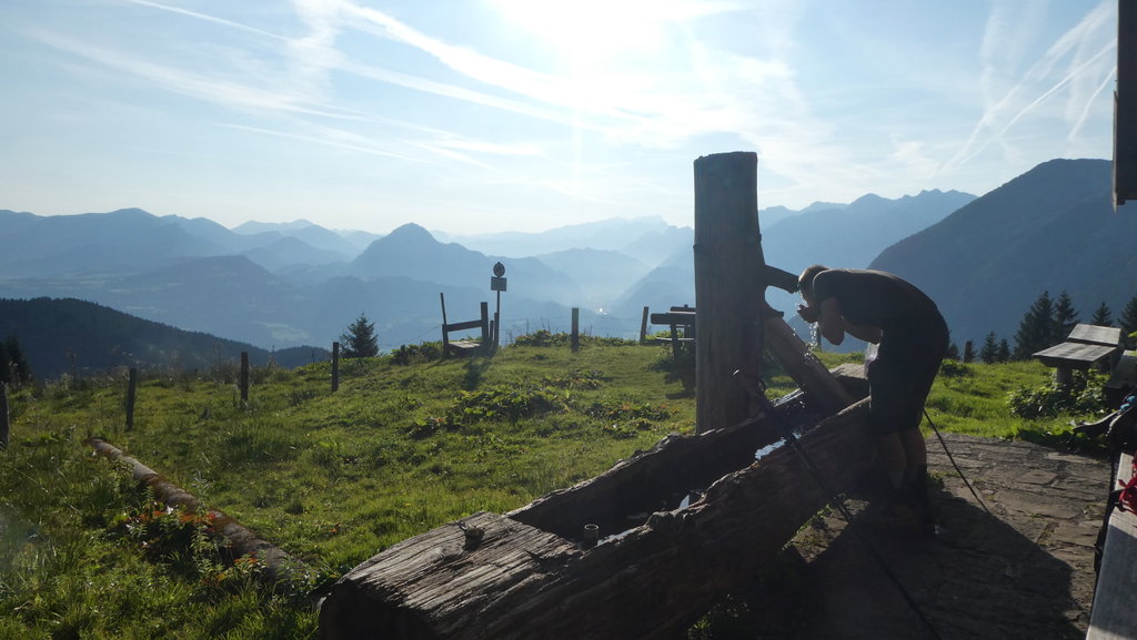 Labung auf der  Dürrfeichenalm. Foto: Karl Plohovich