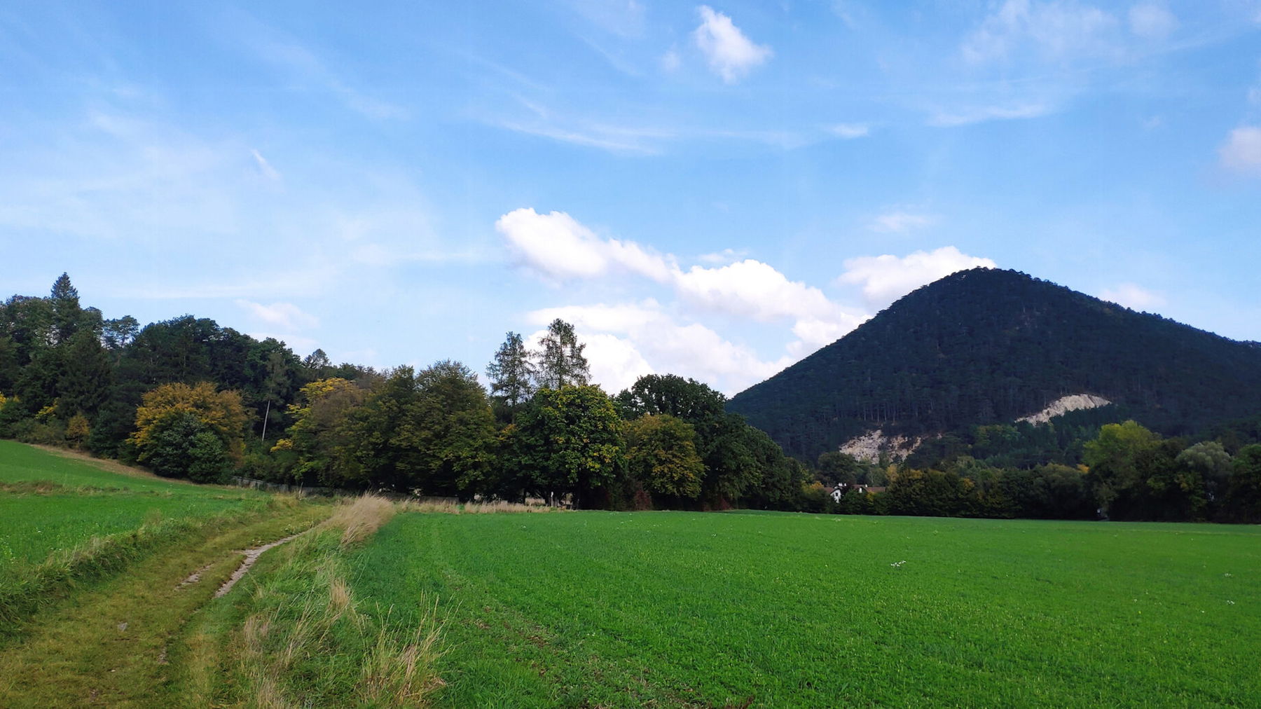 Das Inbild eines Hügels. Foto: Birgit Matzinger