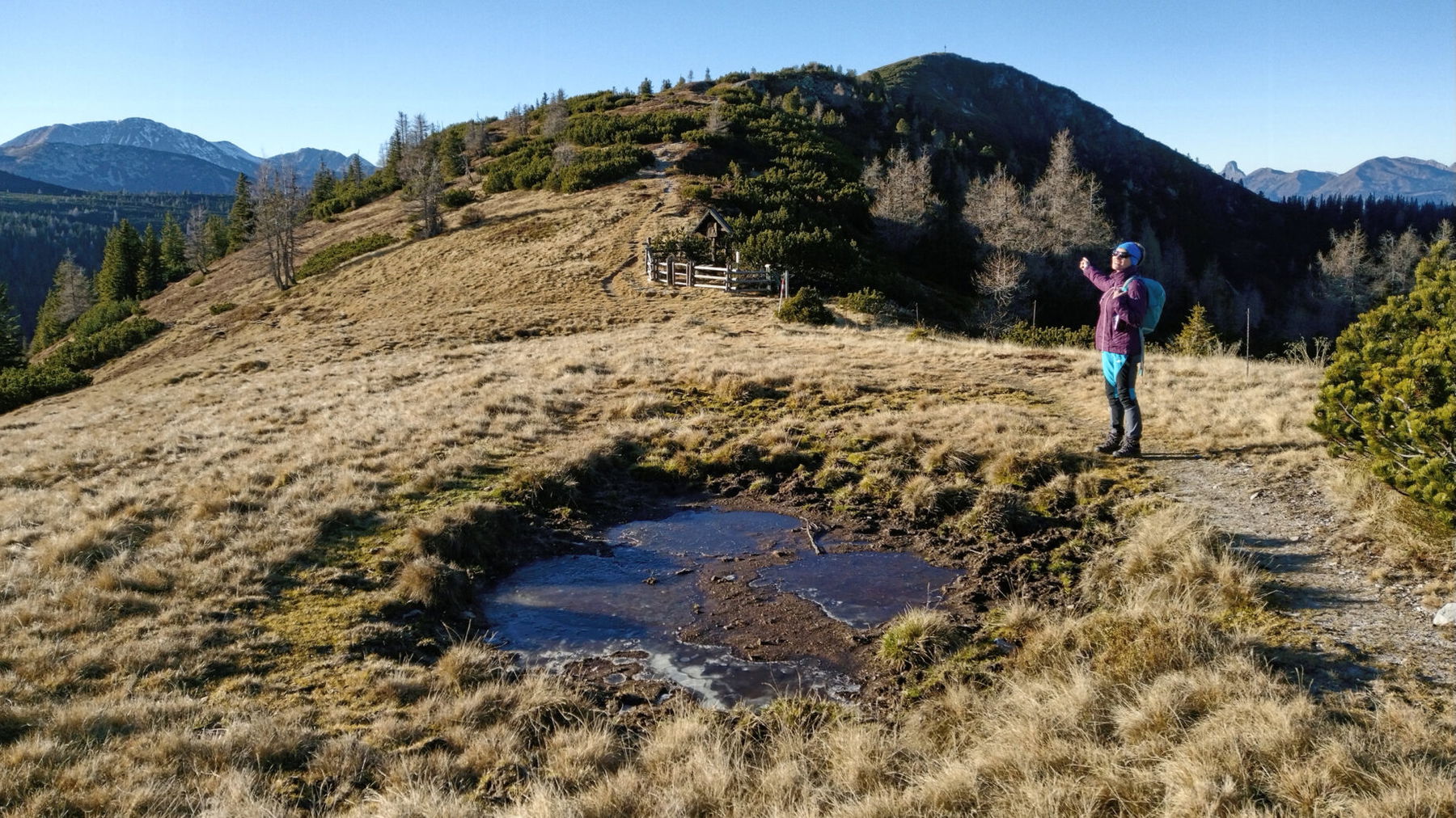 Antonikreuz zwischen Mitterkogel und Bremstein. Foto: Martin Heppner