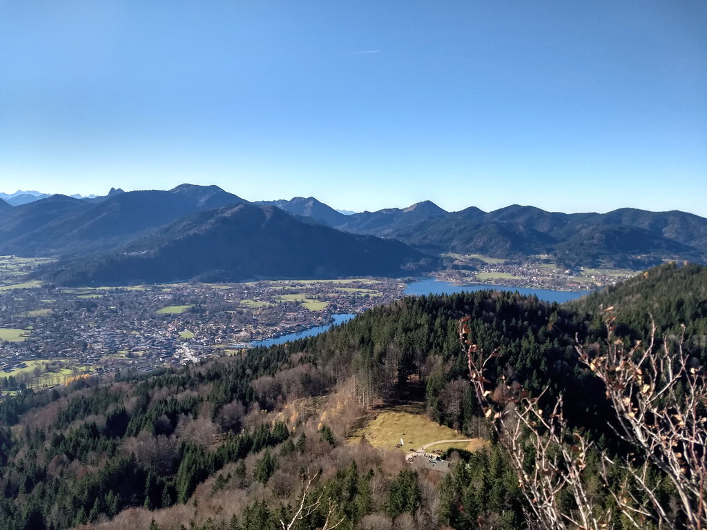 Das Tegernseer Tal vom Riederstein. Foto: Nikolaus Vogl