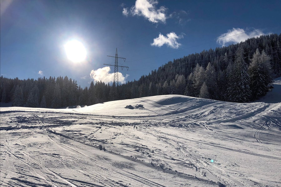 Aufstieg über die alte Schipiste am Sattelberg, Foto: Alexander Hedenig