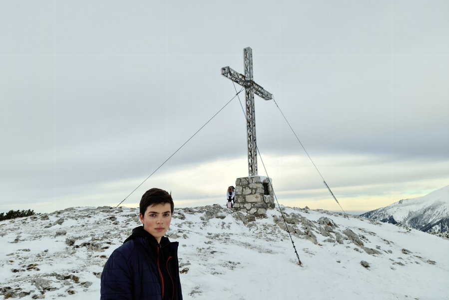 Gipfelkreuz Jakobskogel. Foto: Maximilian Heppner