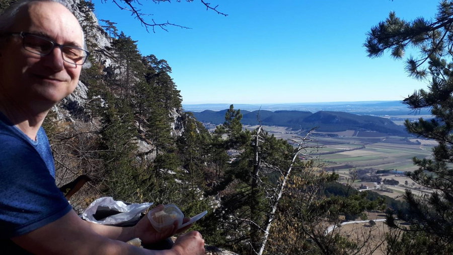 Jause, Pause und Aussicht genießen. Foto Gerold Petritsch