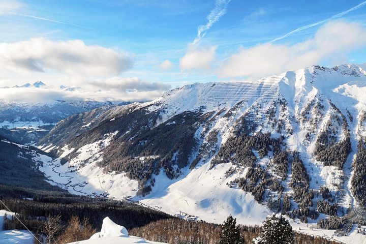 Ausblick ins Schmirntal hinunter. Foto: Tourismusverband Wipptal