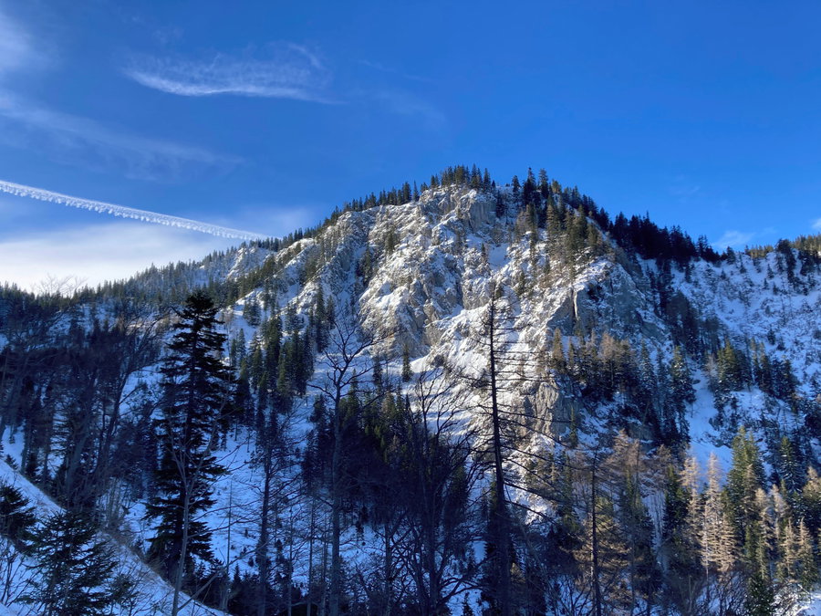 Der Kuhschneeberg zeigt sich in der Sonne. Foto: Kathi Meyer