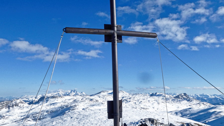 Gipfelkreuz Wieselstein. Foto: Karl Plohovich