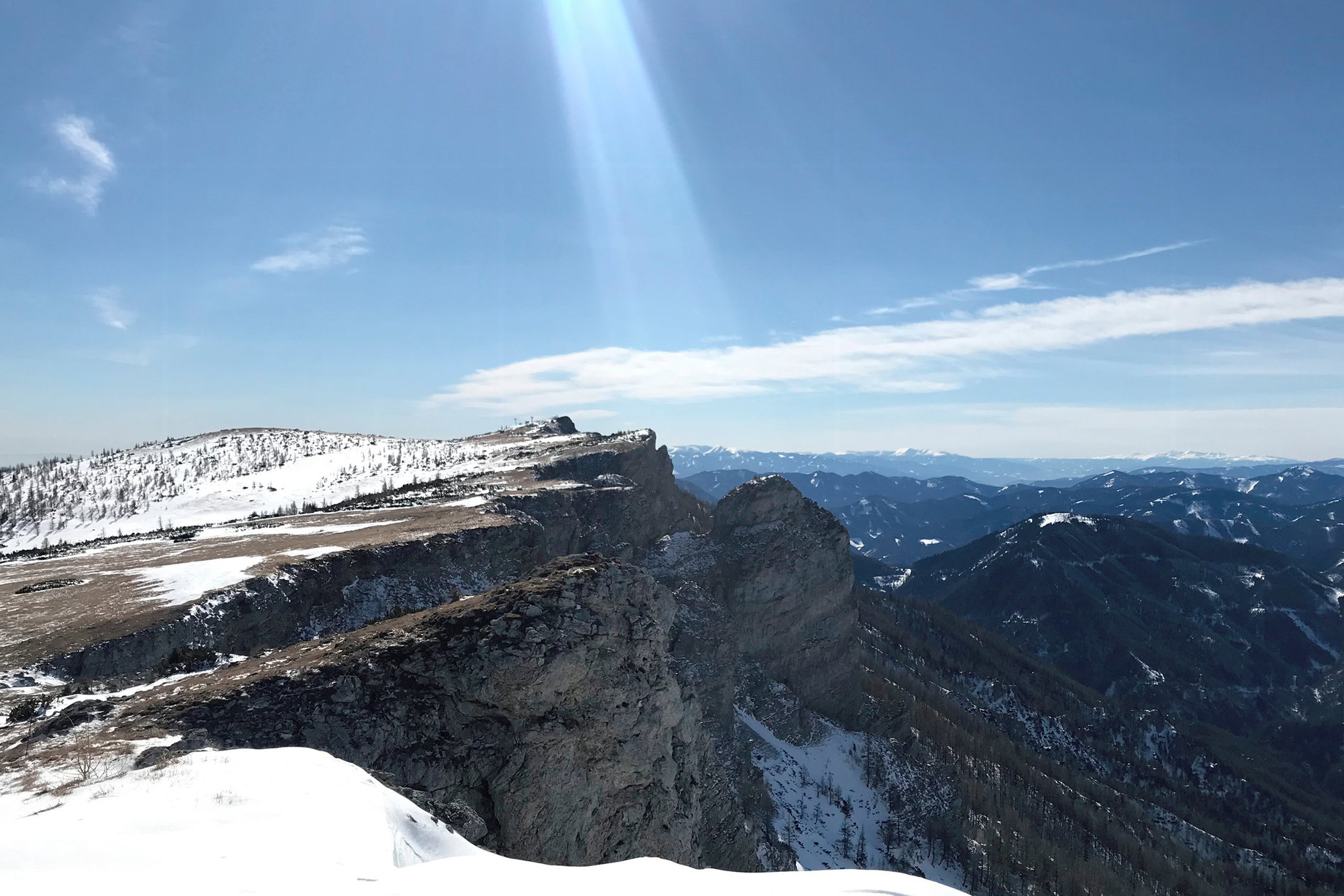 Der abgewehte Bergkamm oberhalb des Schönleitenhauses, Foto: David Kurz