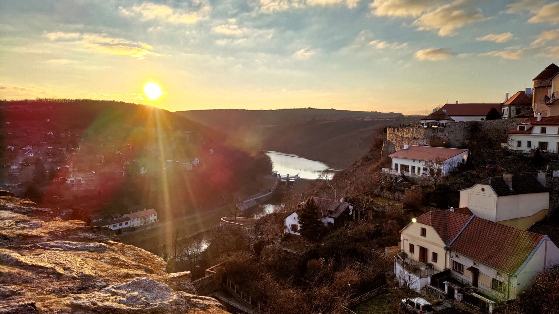 Sonnenuntergang über der Thaya. Foto: Simon Widy