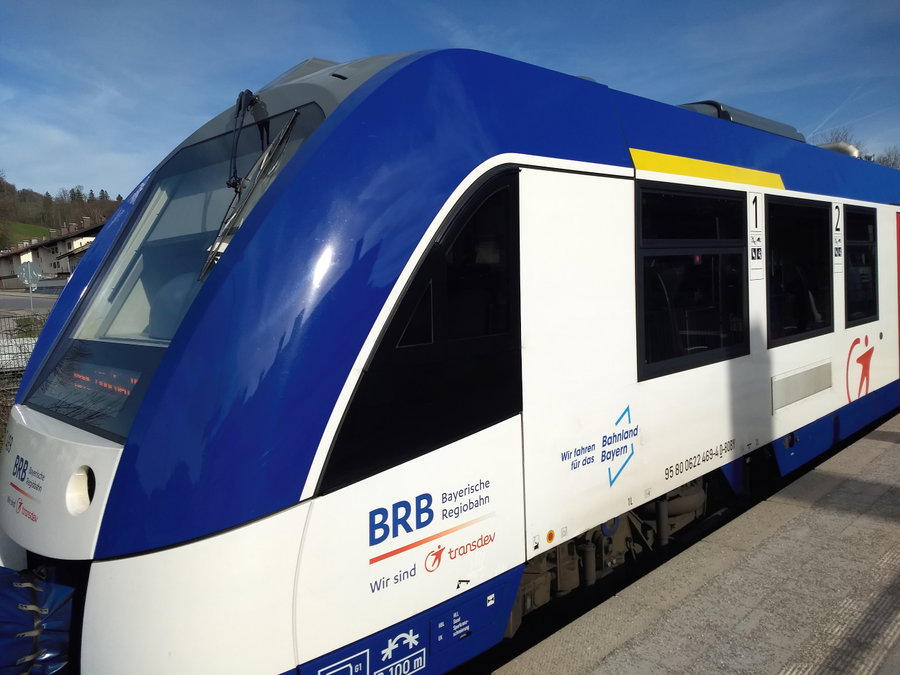 Bequeme Anreise mit den Zügen der Bayerischen Regiobahn. Foto: Nikolaus Vogl