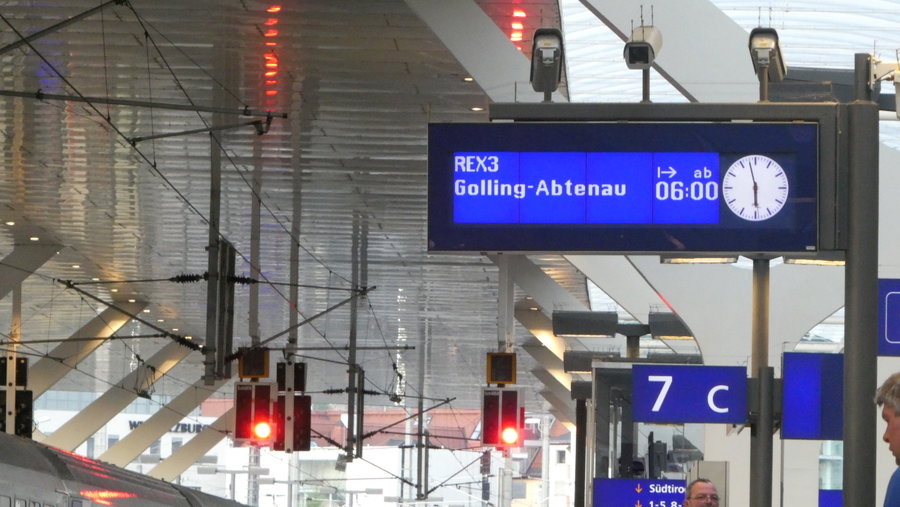 Salzburg Hauptbahnhof. Foto: Karl Plohovich