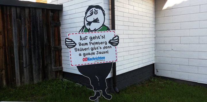 Die Schilder der OÖ Nachrichten beginnen hier... Foto: Sarah Stainer