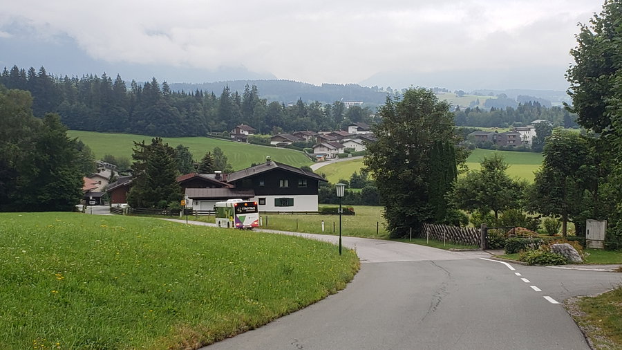Im Saalfeldener Stadtbus unterwegs. Foto Alpenverein Saalfelden