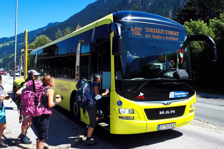 Bus 4102. Foto: Gerold Petritsch