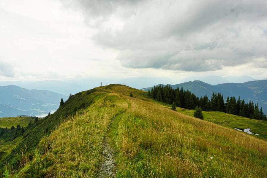 Die letzten Meter am Gipfelgrat. Foto: Alpenverein Saalfelden