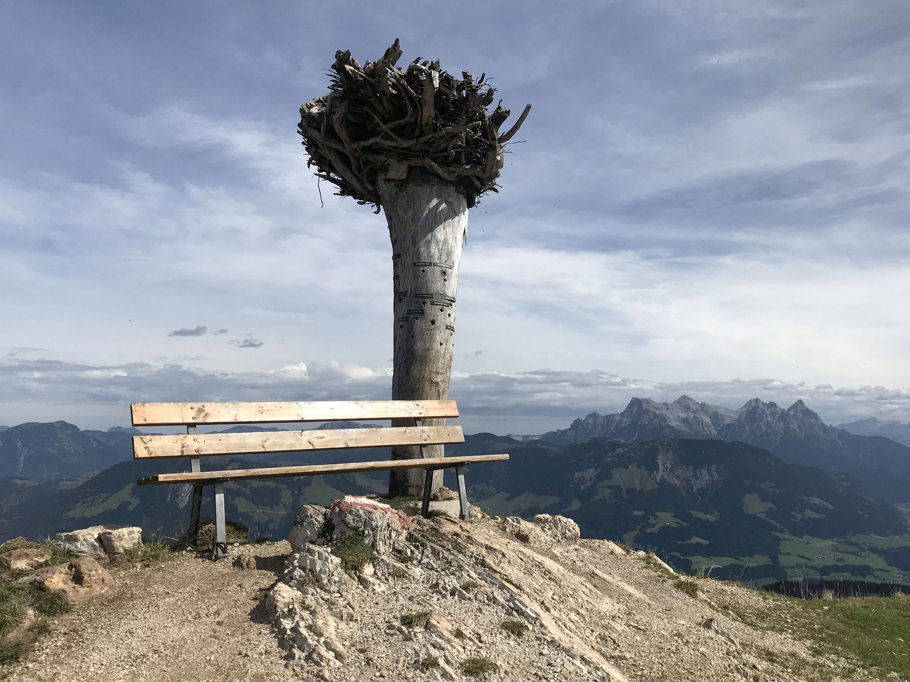 Überschreitung des belebten Kitzbüheler Horns
