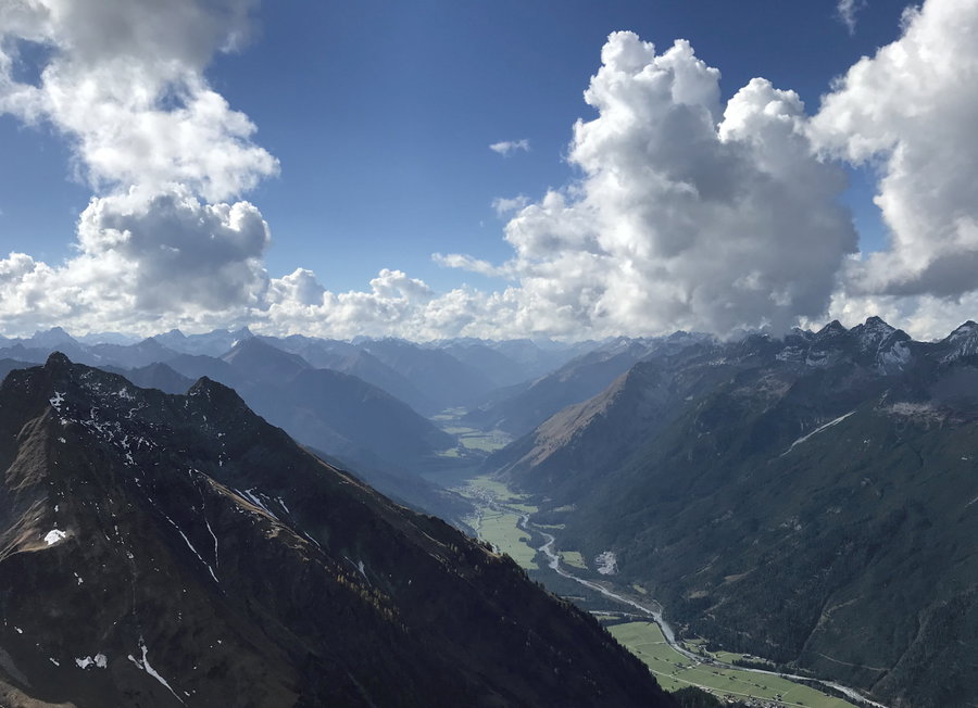 Sicht auf das obere Leechtal Richtung Warth und Schröcken. Foto: David Kurz