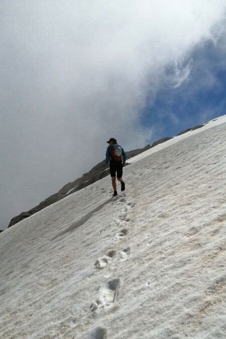Schneefelder zwischen West- und Ostgipfel. Foto: Protect Our Winters Austria