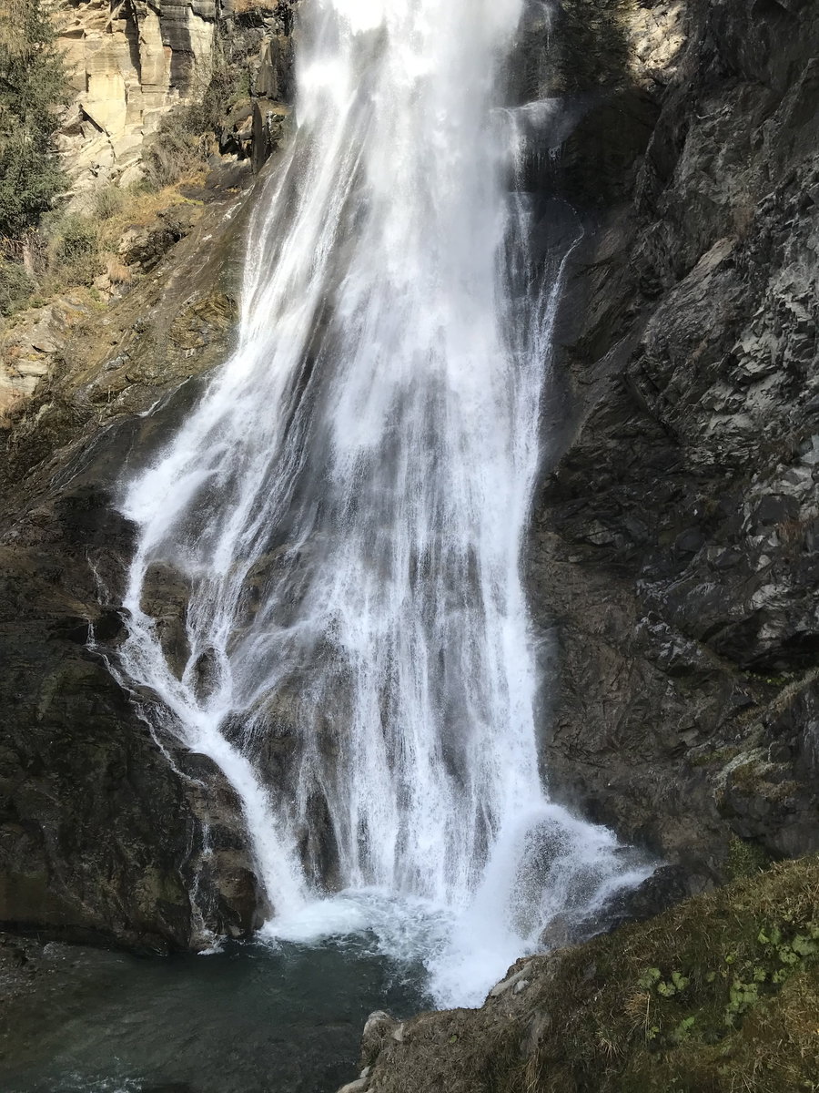 Unteres Becken vom ersten Aussichtspunkt. Foto: David Kurz