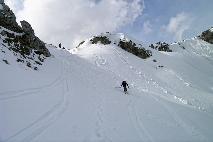 Einfahrt aus dem Törl in den Karlgraben. Foto: Alpenverein Edelweiss
