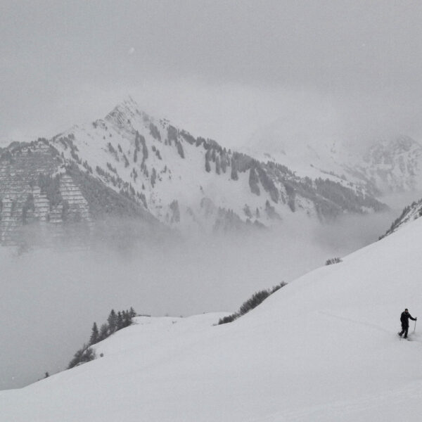 Im Aufstieg aufs Glatthorn, im Hintergrund das Zafernhorn. Foto: Norman und Lisa