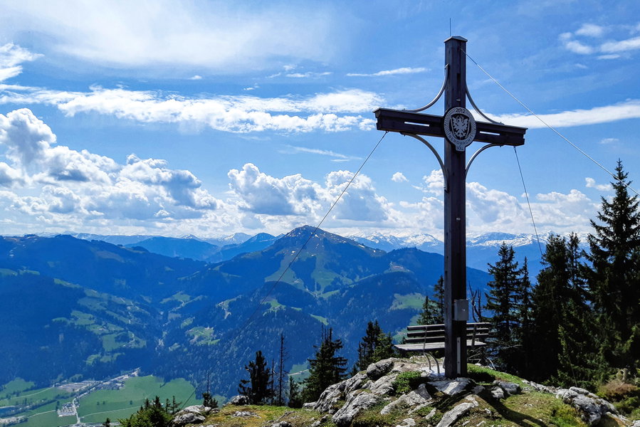 Söller Kreuz am Kleinen Pölven (1.562 Meter). Foto: Konrad Gwiggner