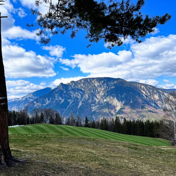 Ausblick beim Absteigen. Foto: Birgit Matzinger