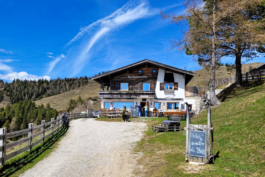 Berggasthof Buchackeralm (1.330 Meter). Foto: Konrad Gwiggner