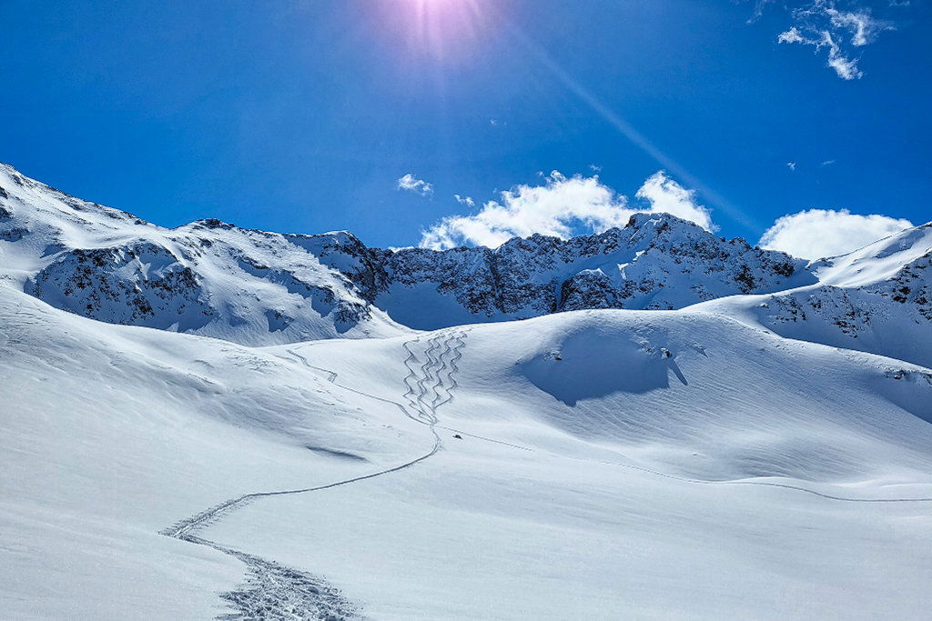 Blick auf den Kammverlauf des Wetterkreuzkogel und die Wörgegratspitze im Hintergrund. Foto: Anna Siebenbrunner