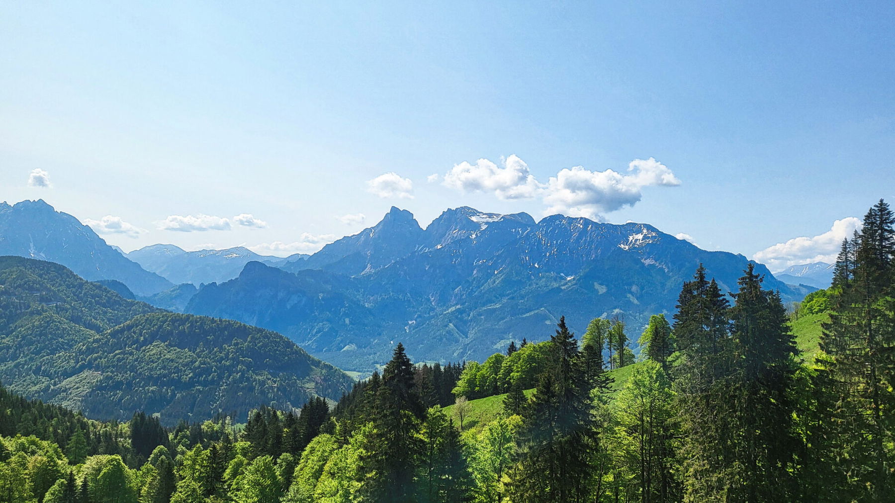 Ausblick auf Admonter Reichenstein, Sparafeld, Admonter Kaibling und Riffl (unter anderem). Foto: Anna, POW AT