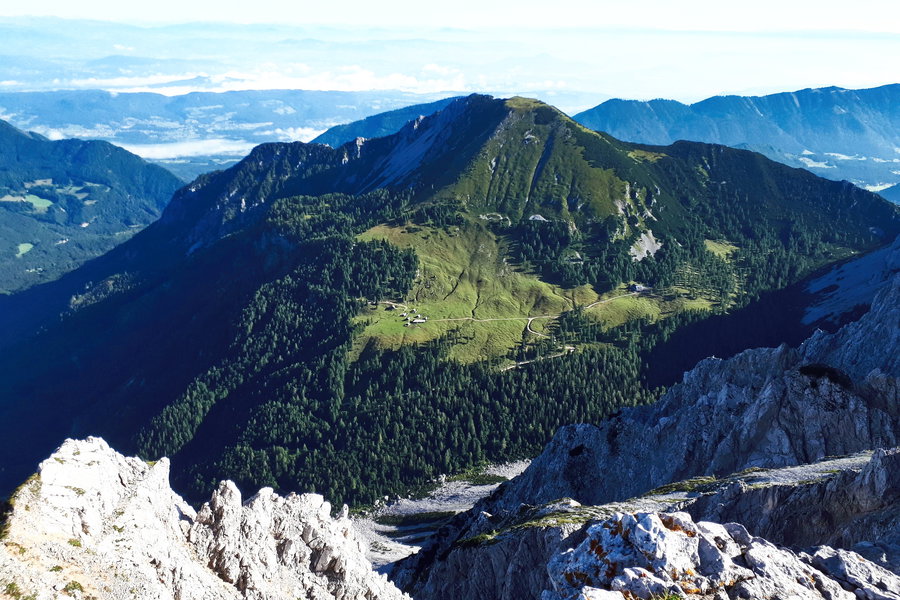 Klagenfurter Hütte vom Gipfel des Hochstuhls aus. Foto: Martin Heppner