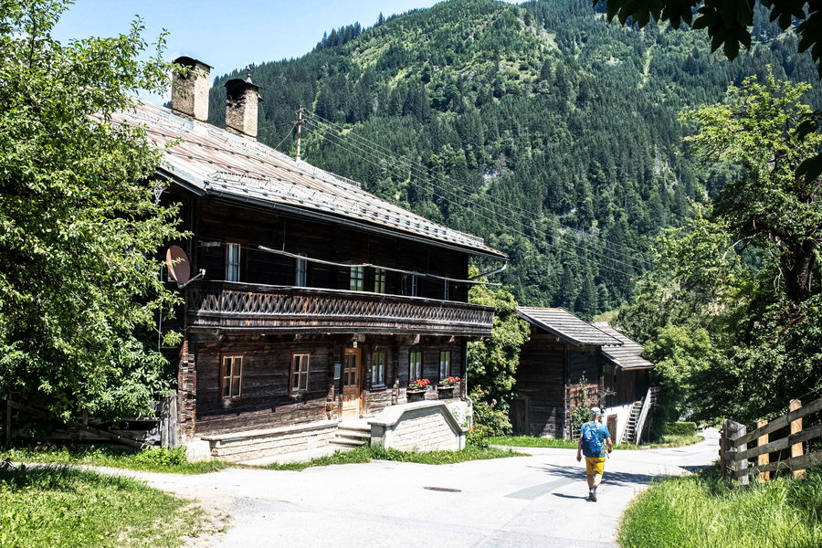 Schöne alte Häuser im Mandldörfl. Foto: Birgit Reiter