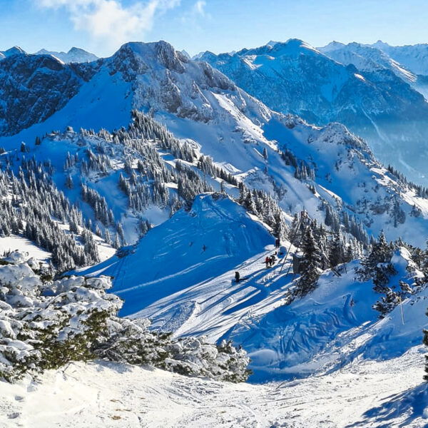 Blick Richtung Süden auf die Aufstiegsspur und die Gaichtspitze im Hintergrund. Foto: Felix Berg