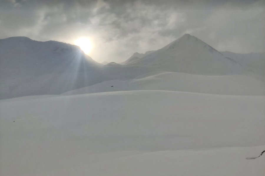 Sonnenaufgang hinter der Heidelberger Hütte. Foto: David Kurz