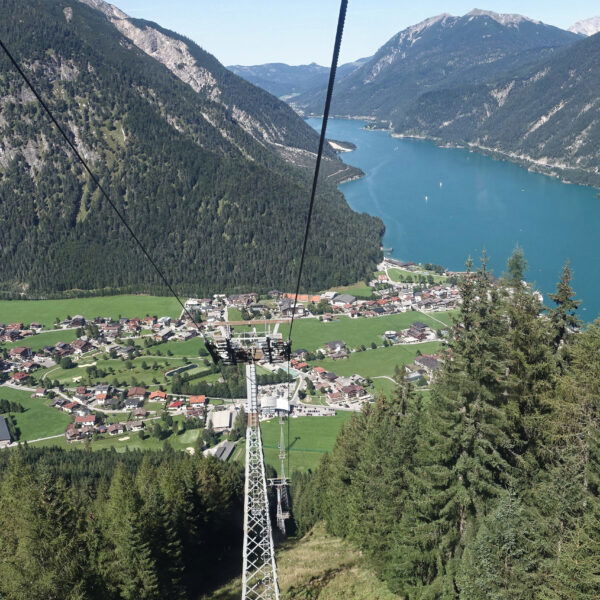 Auffahrt mit der ersten Gondel. Foto: Gerold Petritsch