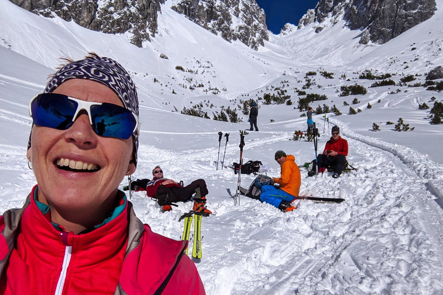 Viel Spaß in der Hölle: Im Hintergrund der Anstieg zur Grünsteinscharte. Foto: Jana Etter