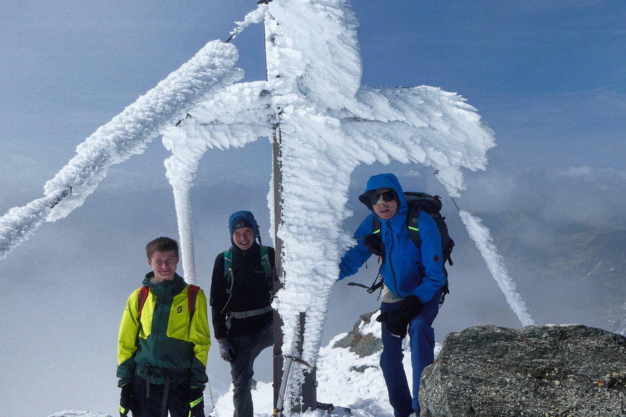 Nicht das Glockner-Gipfelkreuz. Foto: Karl Plohovich
