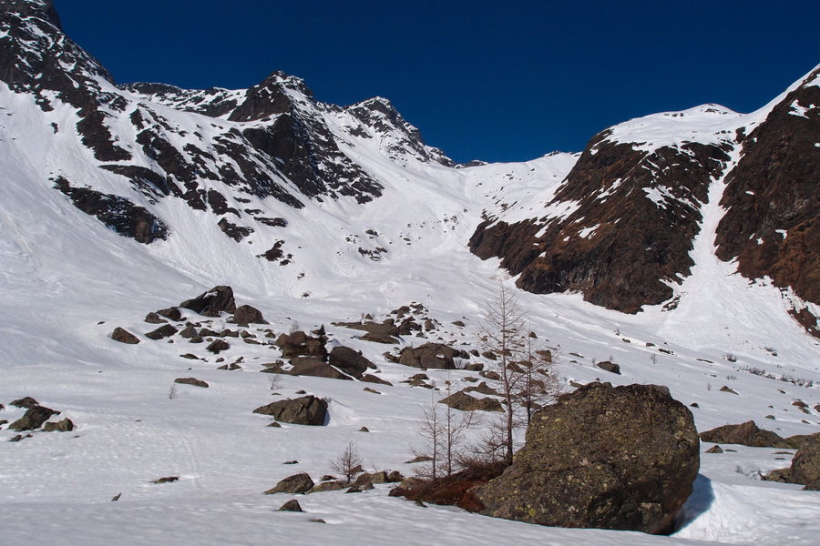 Rückblick auf den steilen Osthang beim Abzweig zum Flirscher Ferner. Foto: Florian Kreß